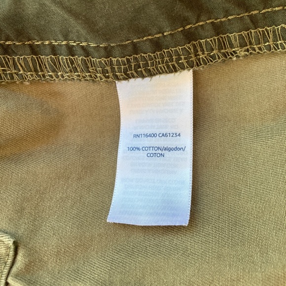 Amazon Essentials Mens Green Camo Cargo Shorts Size 40 - Picture 5 of 10